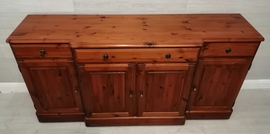 DUCAL PINE BREAKFRONT SIDEBOARD