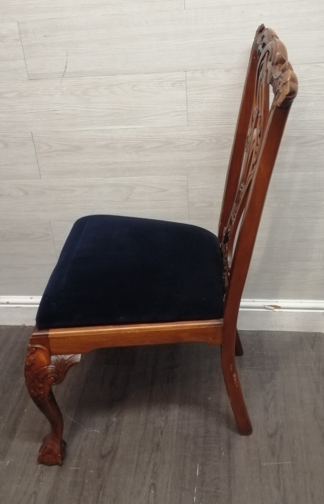 Set of six chippendale mahogny ball &amp; claw feet style chairs