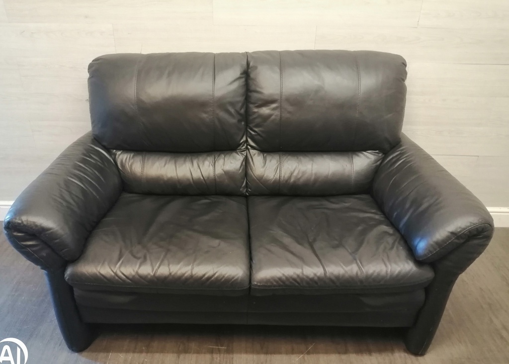 QUALITY BLACK LEATHER TWO SEATER SOFA