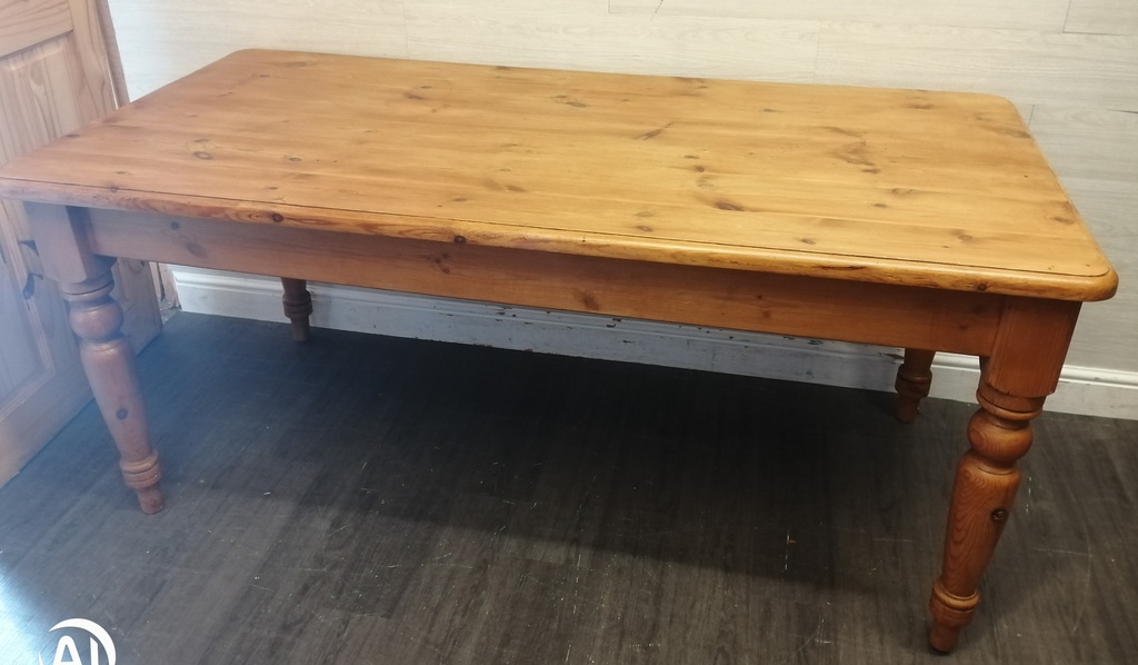 SOLID PINE 5FT 8" DINING TABLE