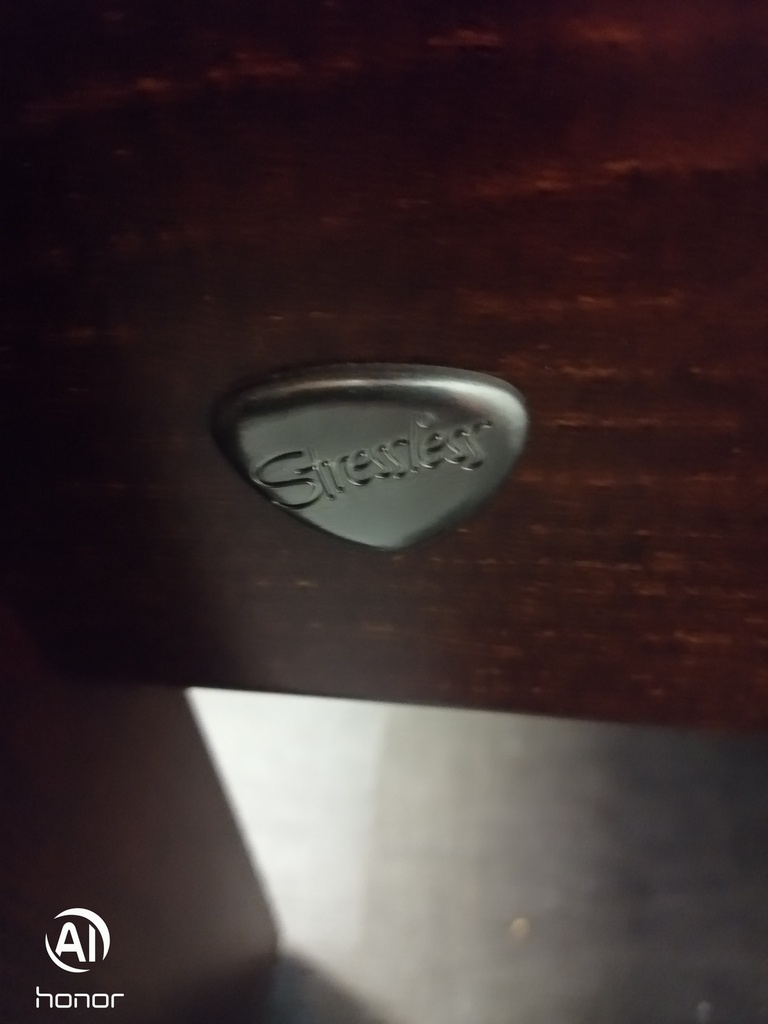 STRESSLESS DARK CREAM LEATHER TWO SEATER RECLINER SOFA