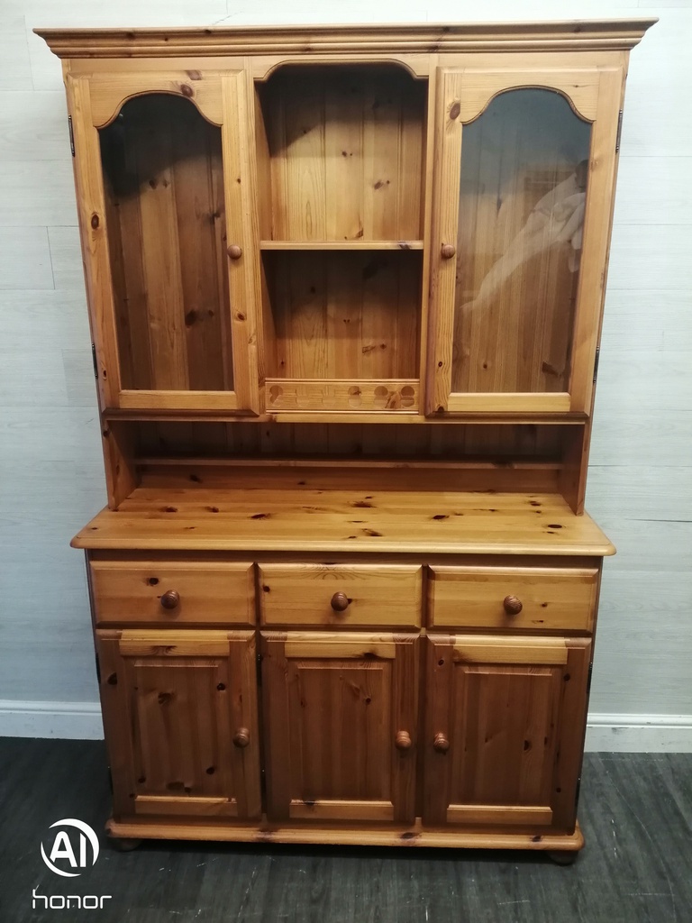 Quality pine glazed top dresser