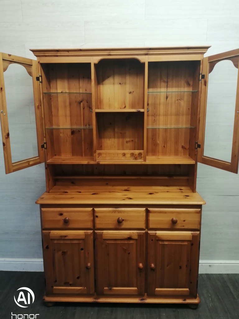 Quality pine glazed top dresser