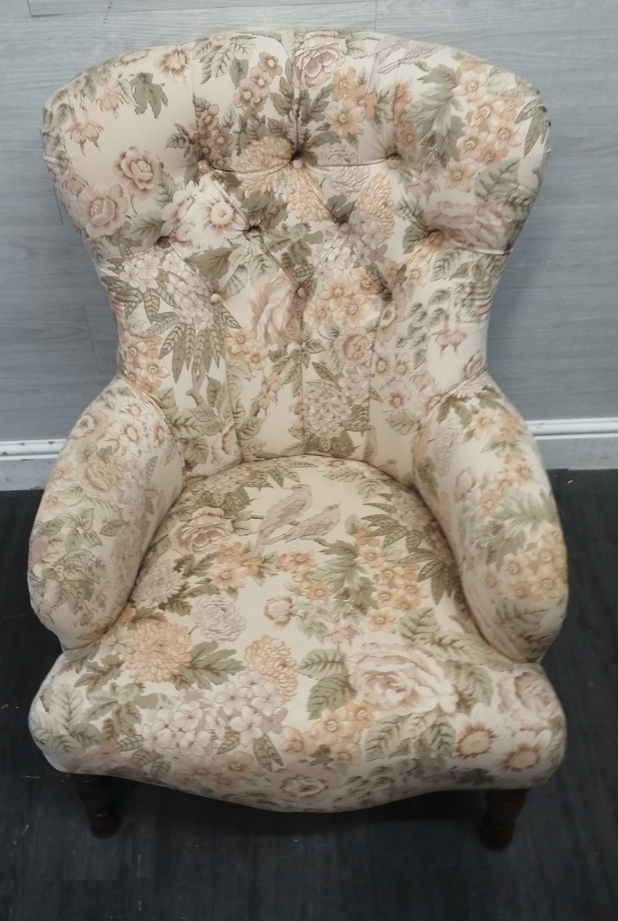 LOVELY BIRD PRINT BEDROOM CHAIR