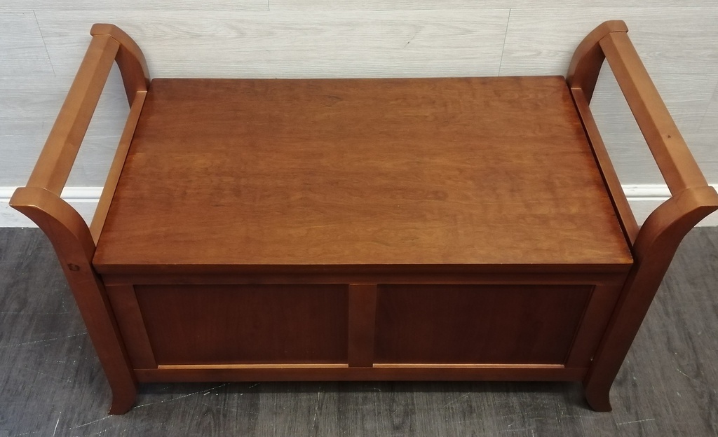 Lovely Bench Seat With Storage