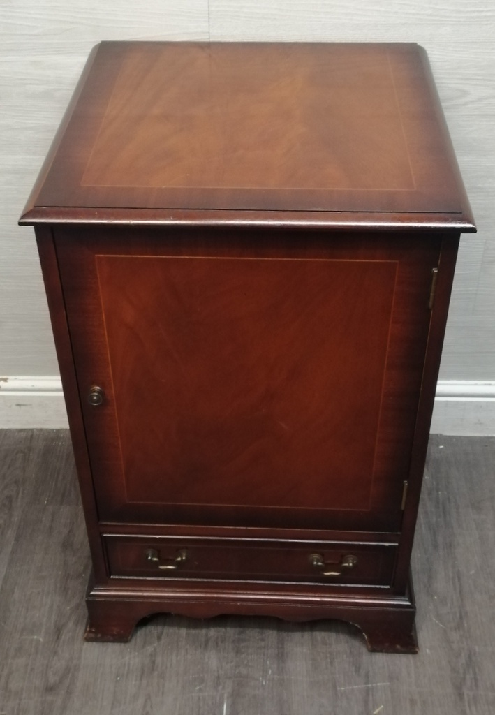 Repro Mahogany Hi-Fi Unit