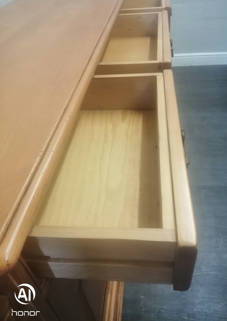 QUALITY TRIPLE PINE SIDEBOARD