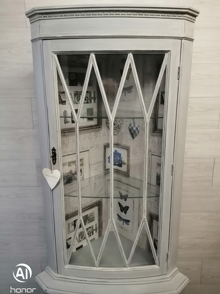 GLAZED TOP PAINTED CORNER DISPLAY UNIT