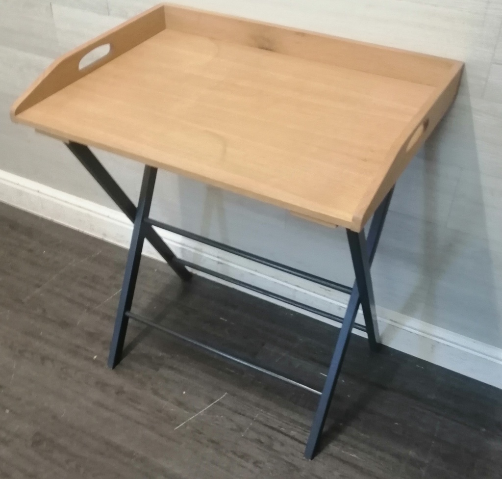 QUALITY FOLDING DESK