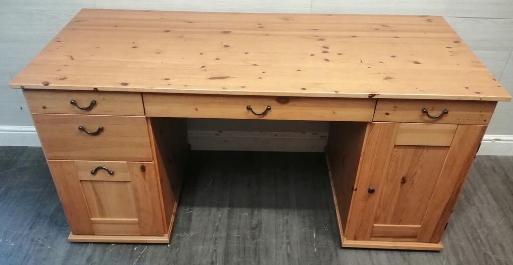 GOOD SIZE IKEA PINE DESK