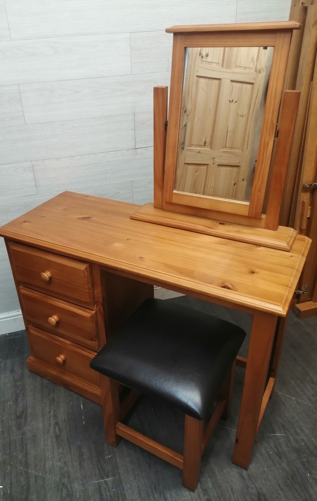 Solid pine dressing table set