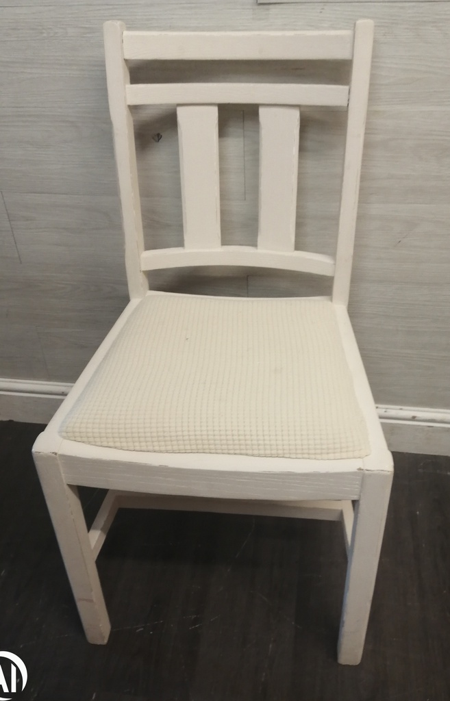 Shabby Chic Off White Table &amp; Four Chairs