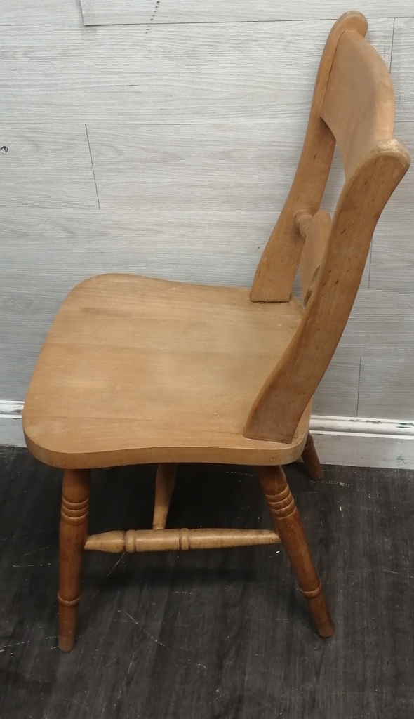 QUALITY SET OF SIX BAR BACK DINING CHAIRS