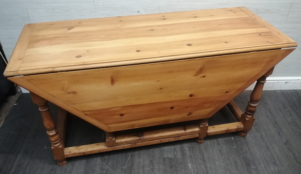 Large solid pine gate leg dining table