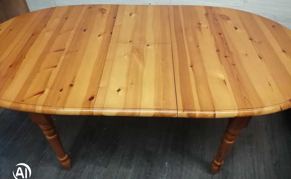 NEAT OVAL SOLID PINE EXTENDING DINING TABLE