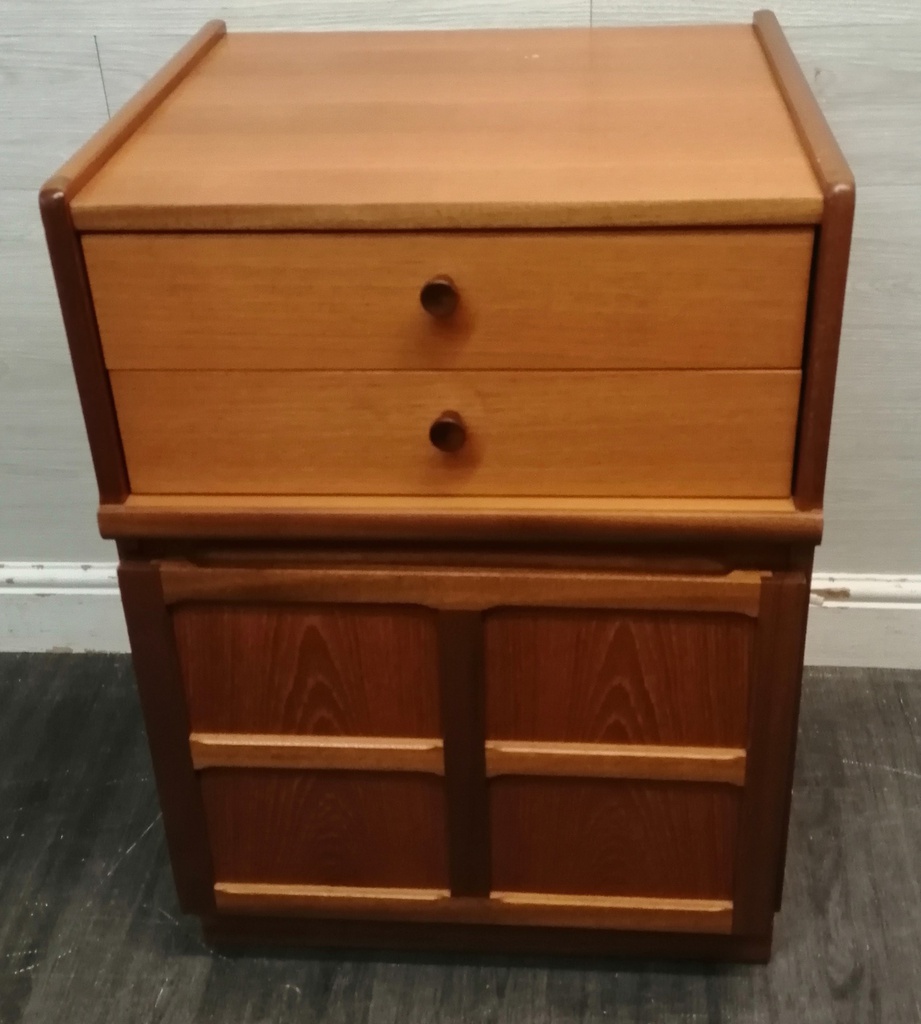 RETRO TEAK BEDSIDE /SIDE UNIT