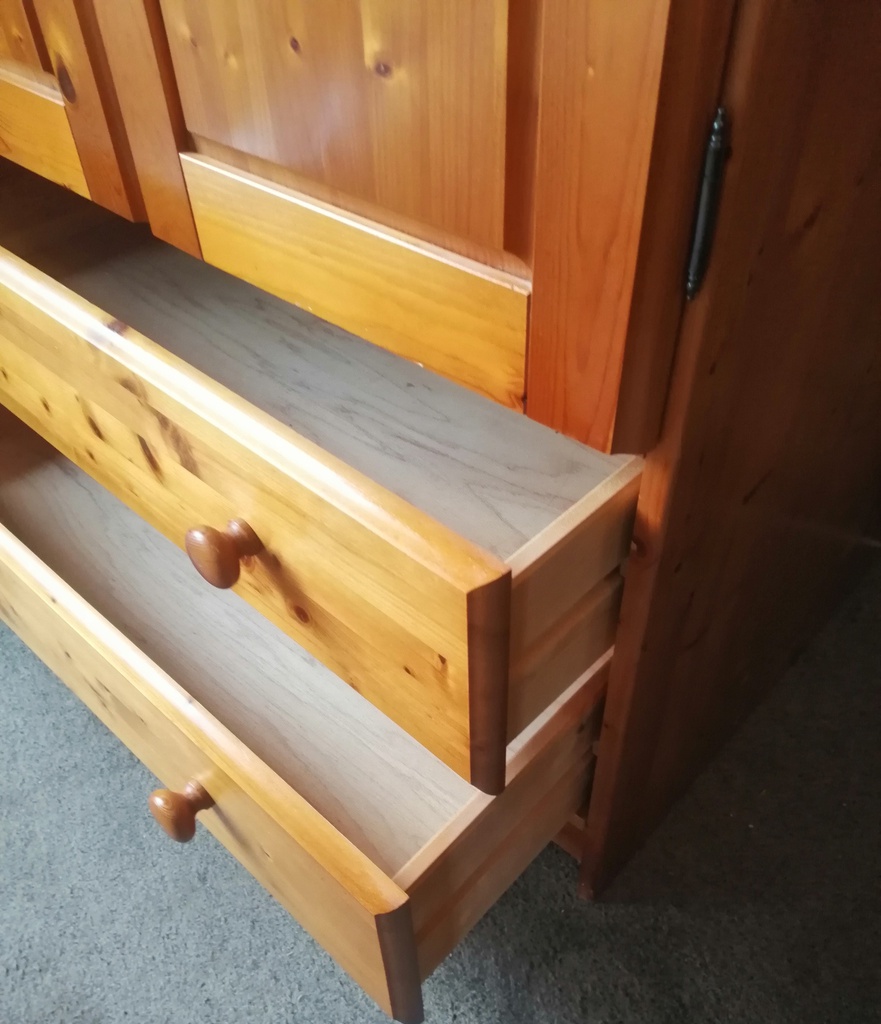 Double pine wardrobe with drawers