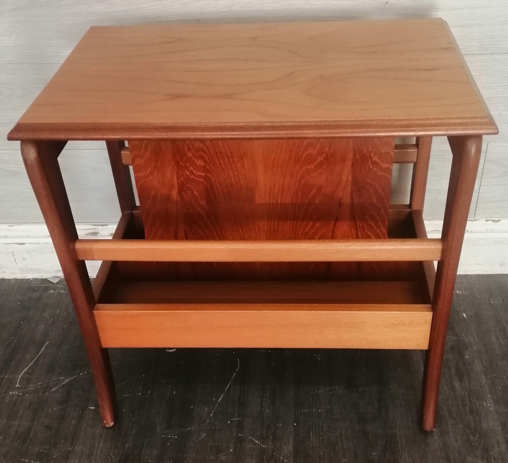 Quality magazine rack side table