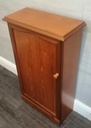NEAT SINGLE STORAGE CUPBOARD