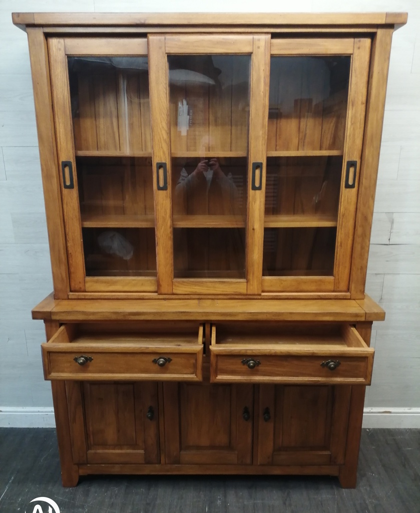 Sliding door oak glazed display unit
