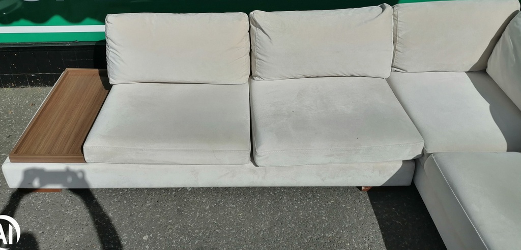 LOVELY MODERN CREAM CORNER SOFA