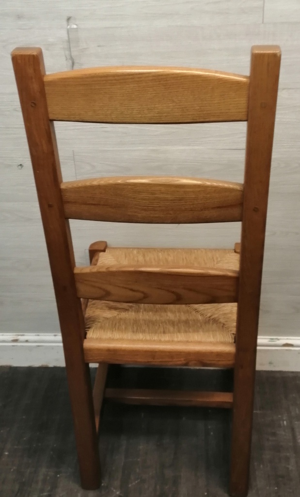 Six X SOLID OAK LADDER BACK DINING CHAIRS.