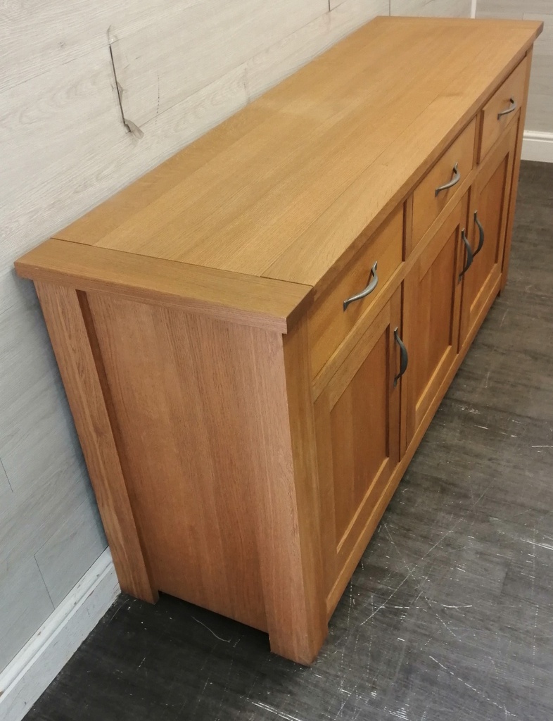 LOVELY SOLID OAK SIDEBOARD FROM NEXT