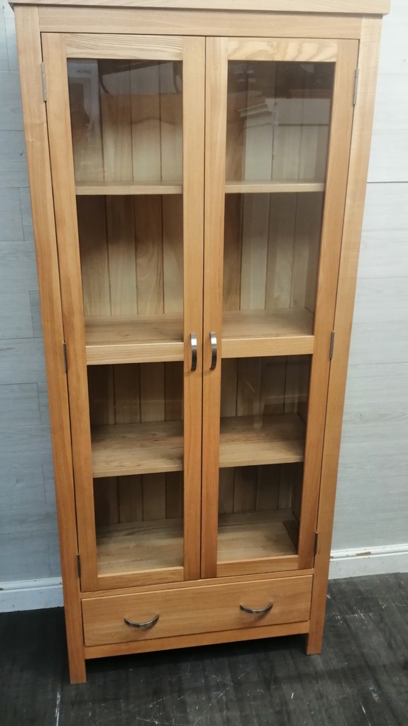 Lovely Oak  Glazed Display Bookcase
