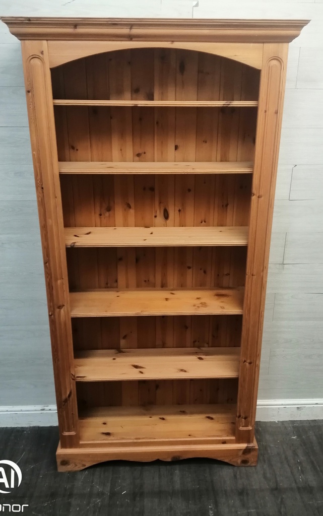QUALITY SOLID PINE BOOKCASE