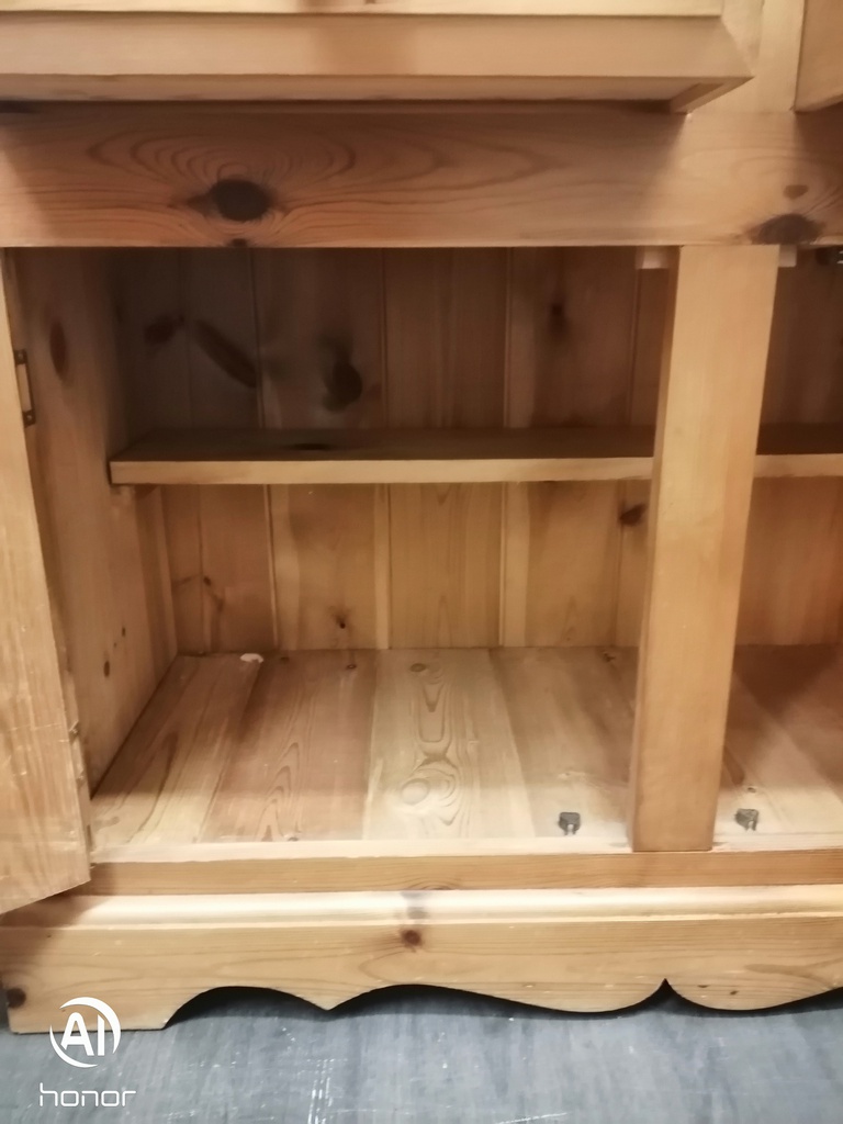 LOVELY NEAT SOLID PINE DRESSER