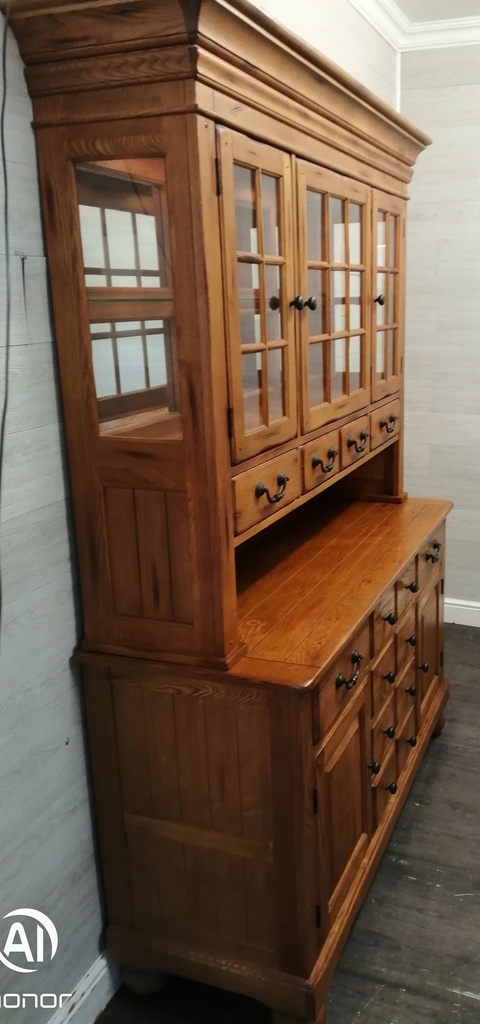 Stunning large oak dresser display unit
