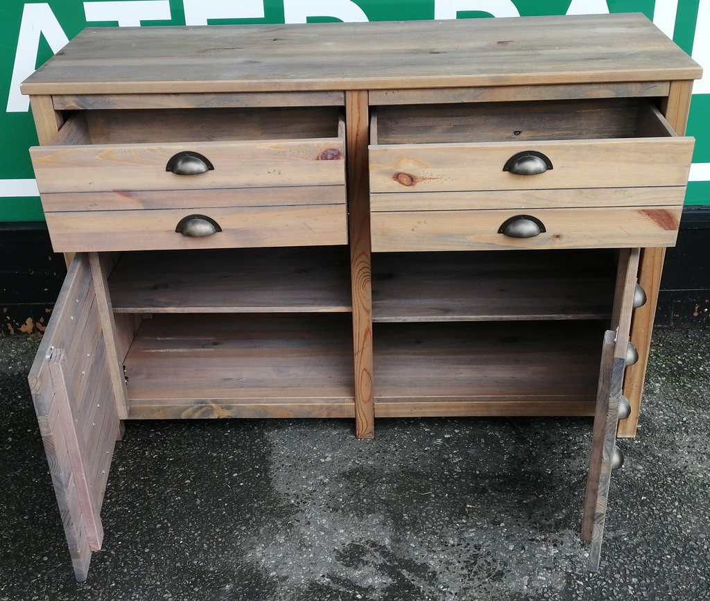 RUSTIC STYLE SIDEBOARD / CHEST