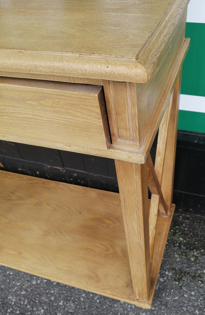 VERY STYLISH LONG  CONSOLE TABLE