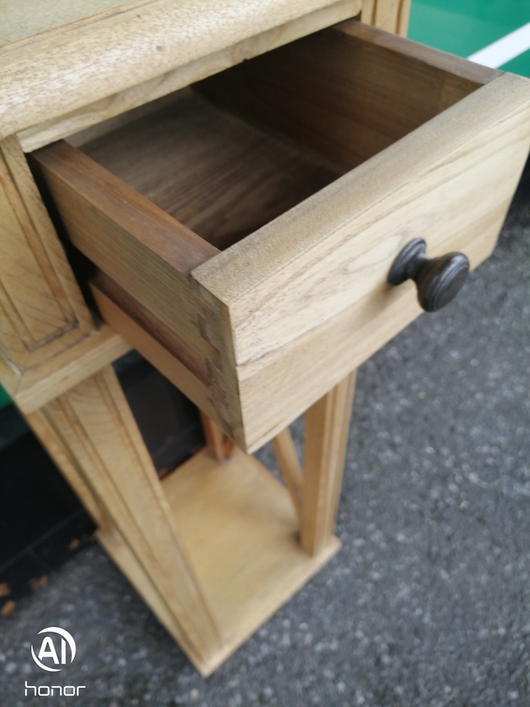 VERY STYLISH TALL SIDE TABLE