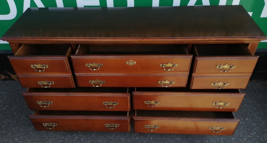 LARGE 7 DRAWER MERCHANT STYLE CHEST