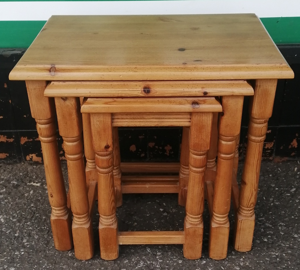 Pine Nest of Three Tables