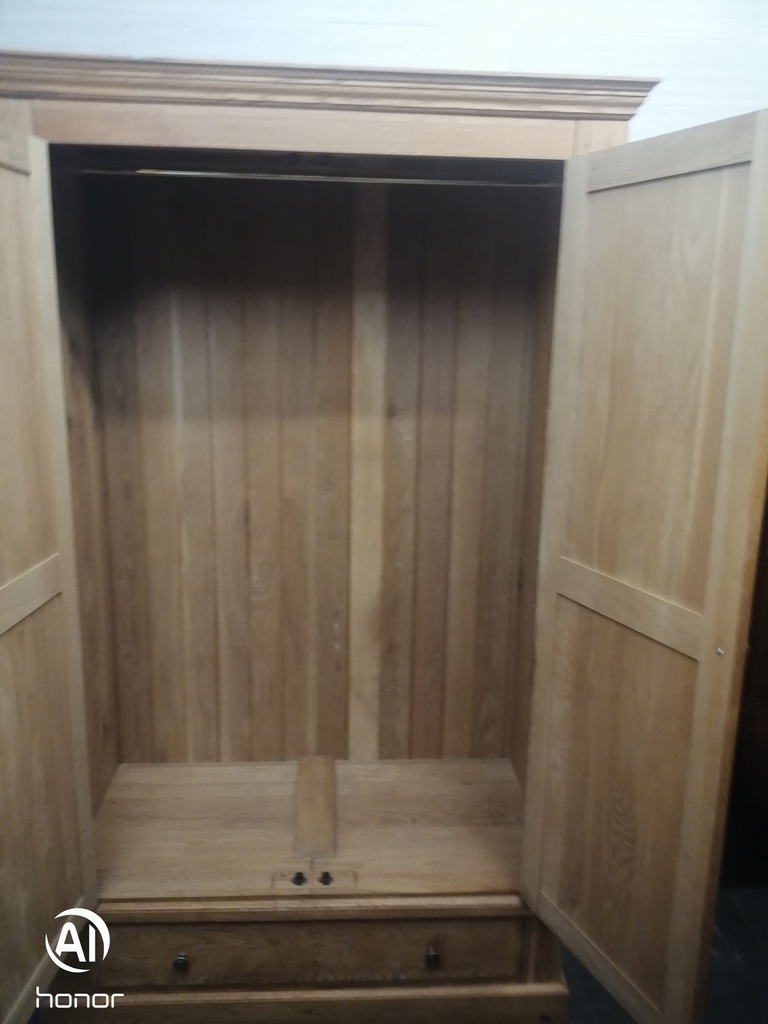 LARGE OAK WARDROBE WITH DRAWER
