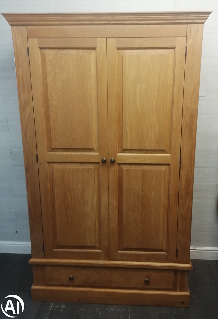 LARGE OAK WARDROBE WITH DRAWER