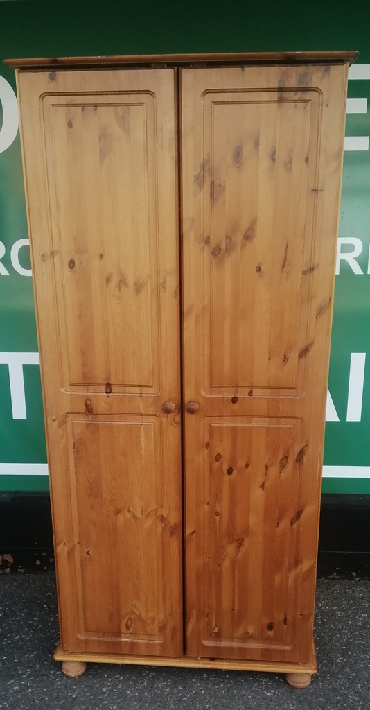 Double pine wardrobe