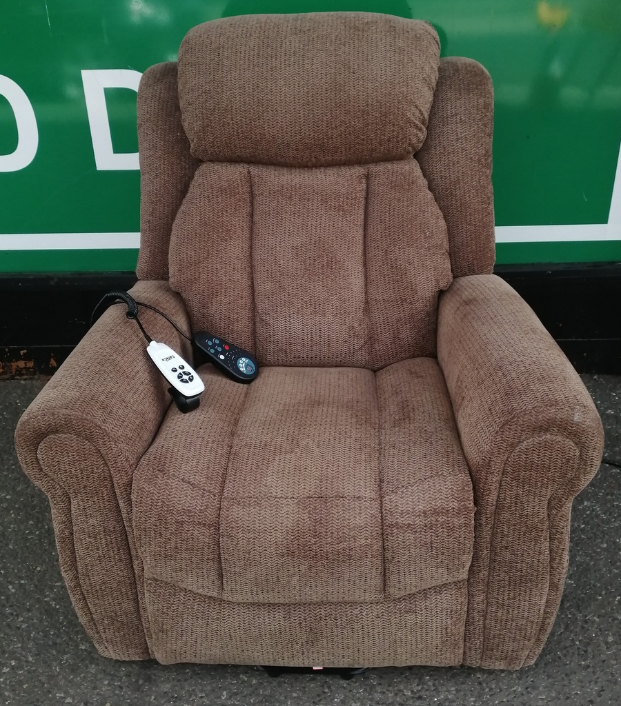 RISE &amp; RECLINER ARMCHAIR FROM CARE CO