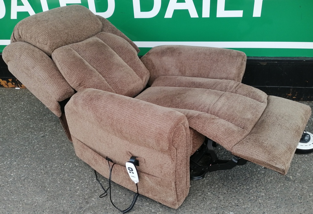 RISE &amp; RECLINER ARMCHAIR FROM CARE CO