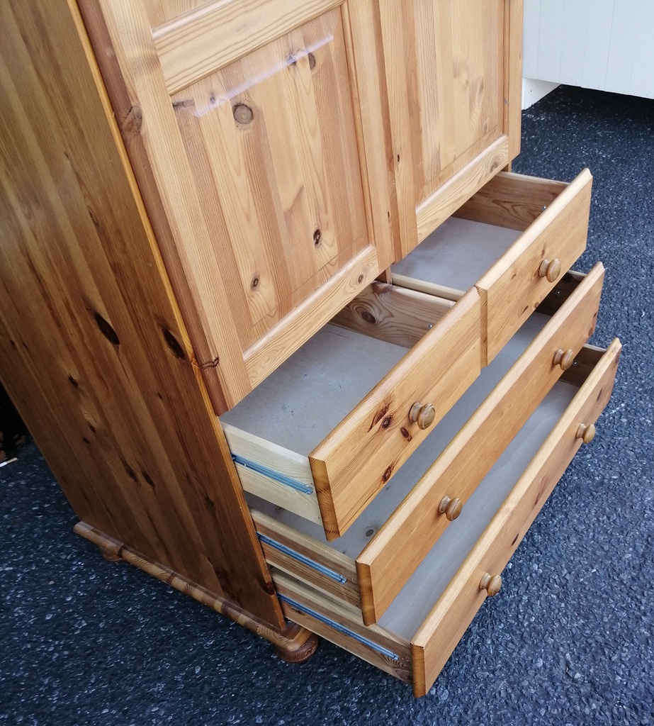 PINE TOP BOX DOUBLE WARDROBE WITH DRAWERS