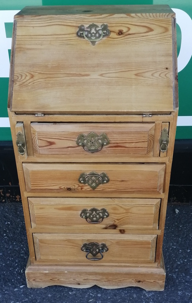 Neat Solid Pine Bureau
