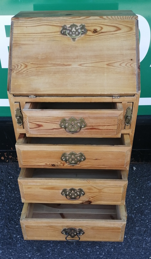 Neat Solid Pine Bureau