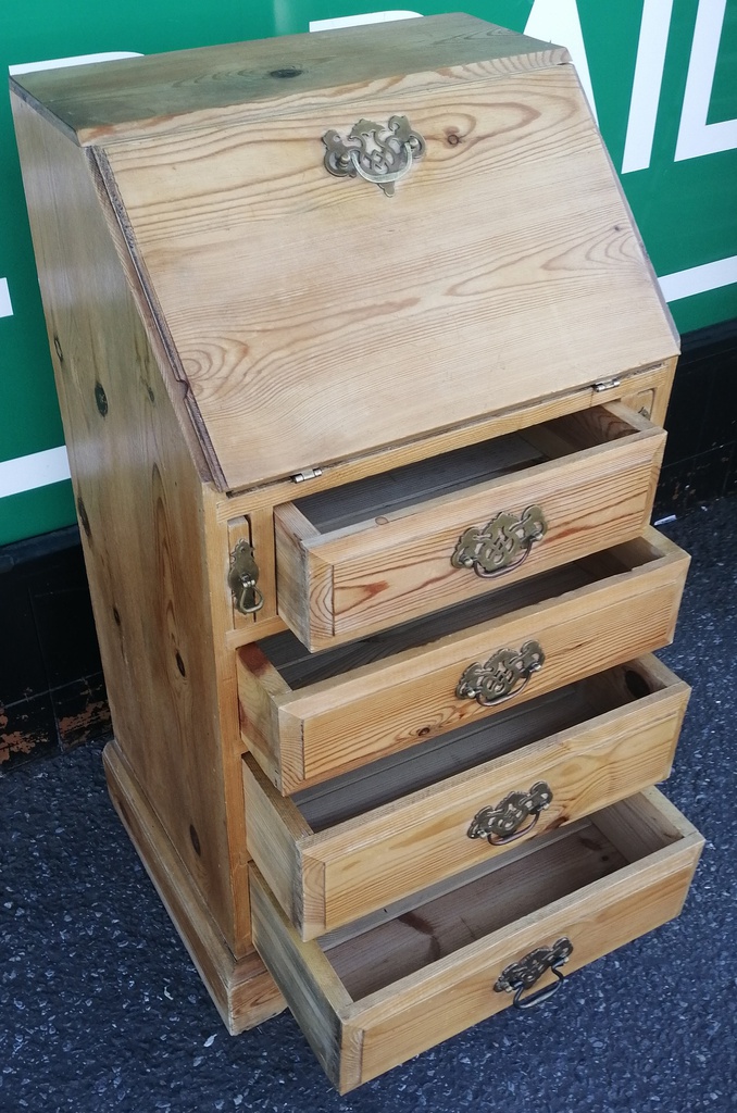 Neat Solid Pine Bureau