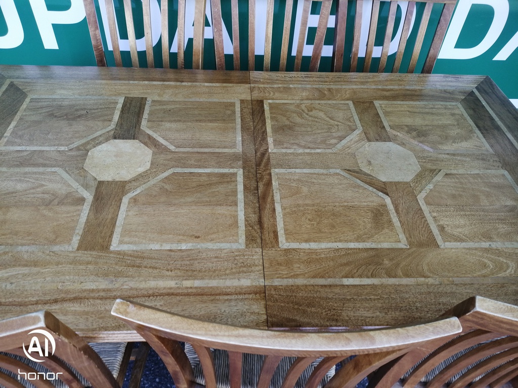 QUALITY  EXTENDING TABLE AND 6 CHAIRS
