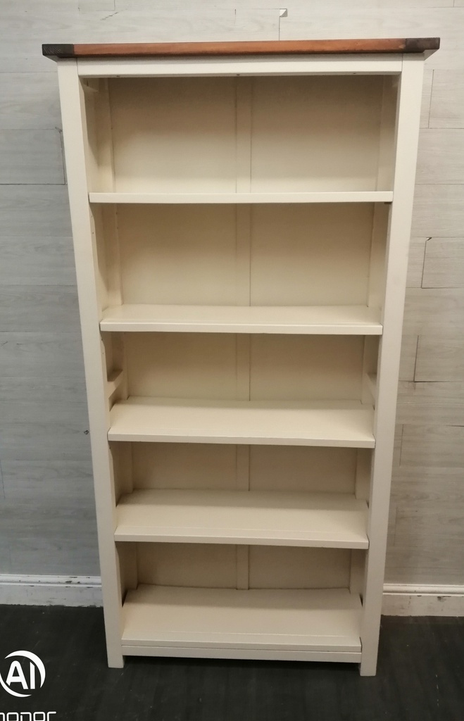 PINE SHAKER STYLE BOOKCASE