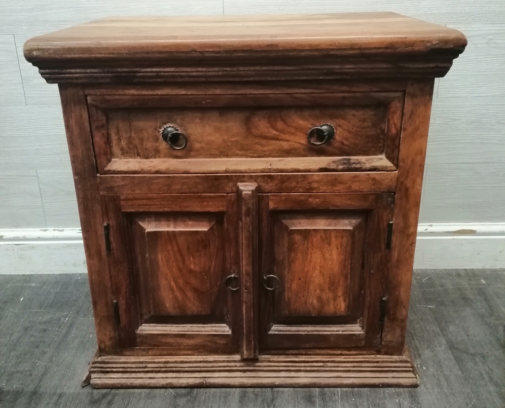 SOLID HARDWOOD SHEESHAM BEDSIDE /SIDE UNIT