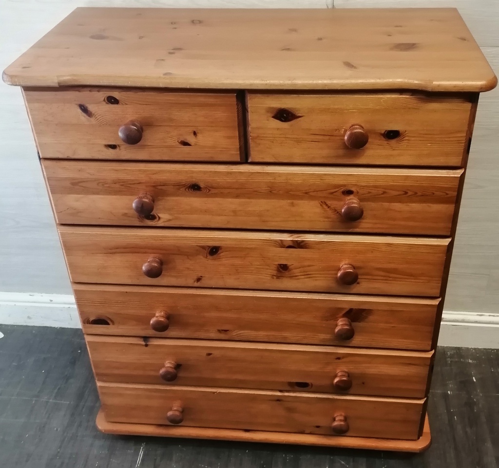 Classic seven drawer pine chest