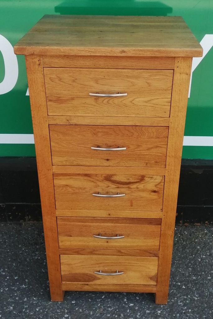 Oak Wellington Chest of Five Drawers